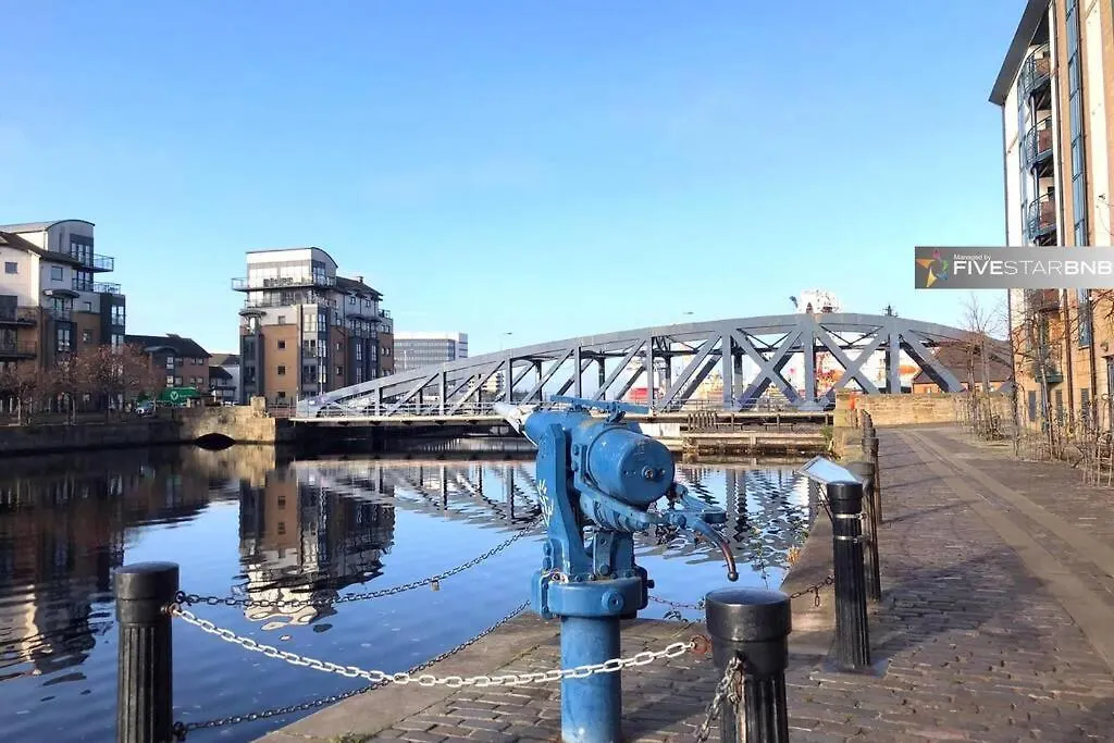 Waterfront Living In Leith With Free Parking! Lejlighed Edinburgh Storbritannien